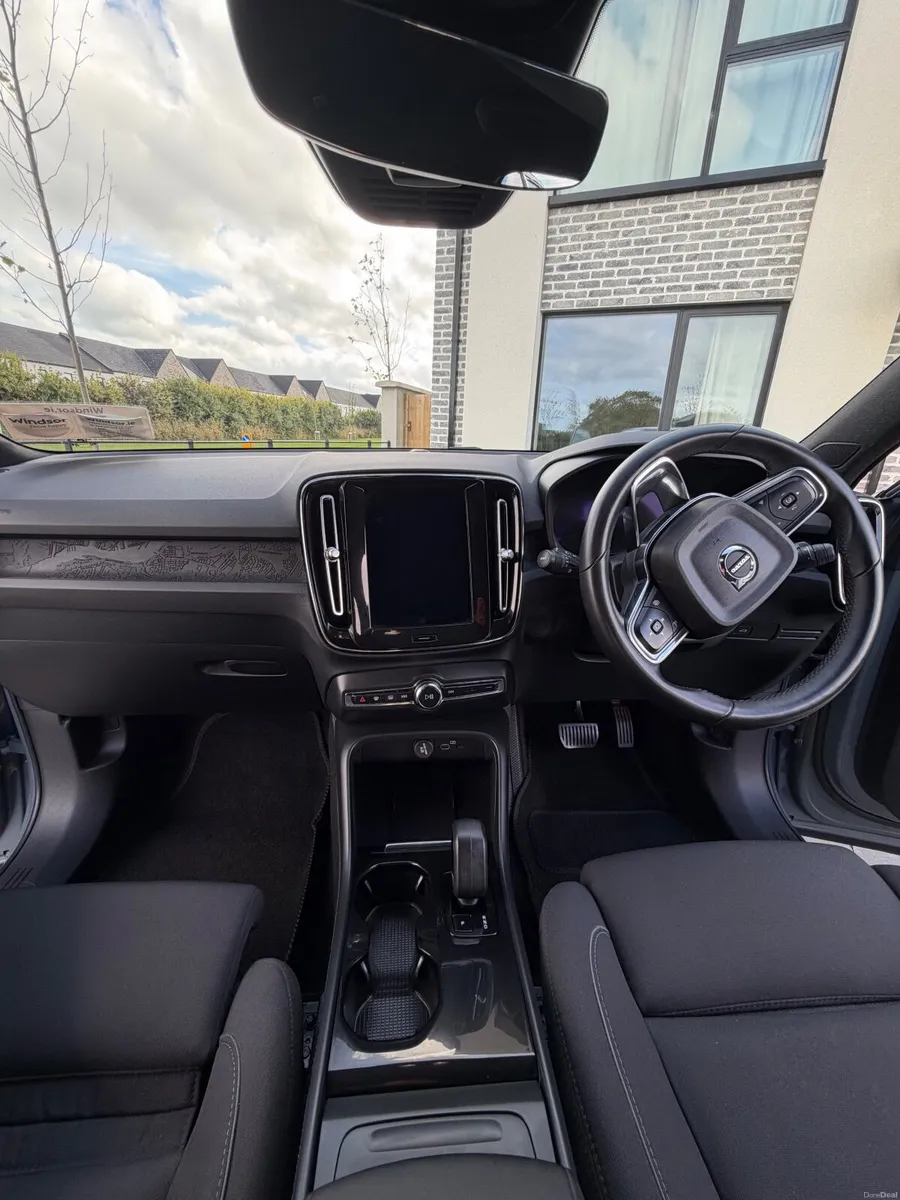 Volvo XC40 2022 - Image 6