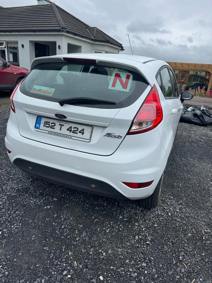 152 FORD FIESTA 1.25 ZETEC PETROL MANUAL LOW KM - Image 4