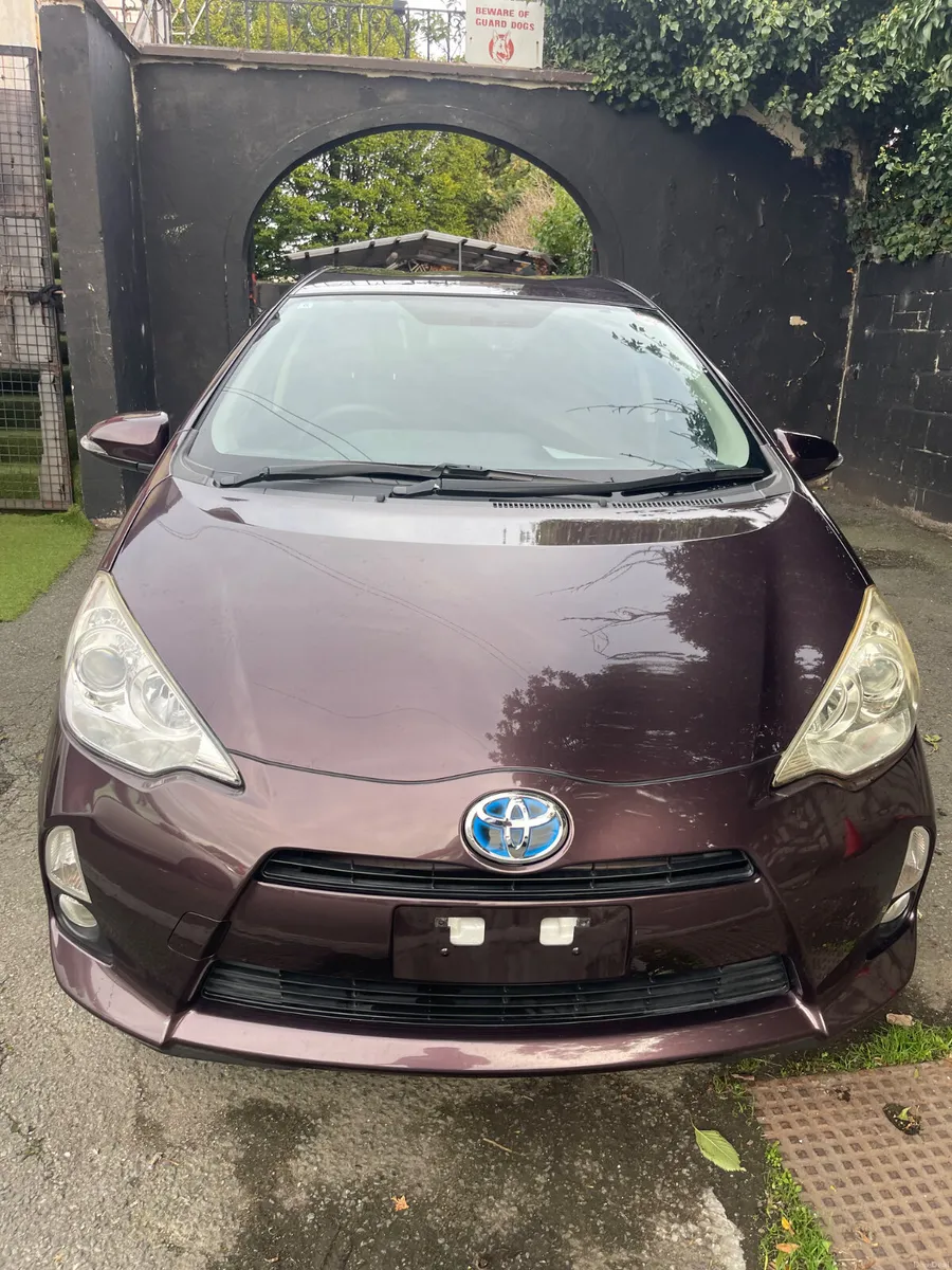 2014 Toyota aqua automatic hybrid - Image 2