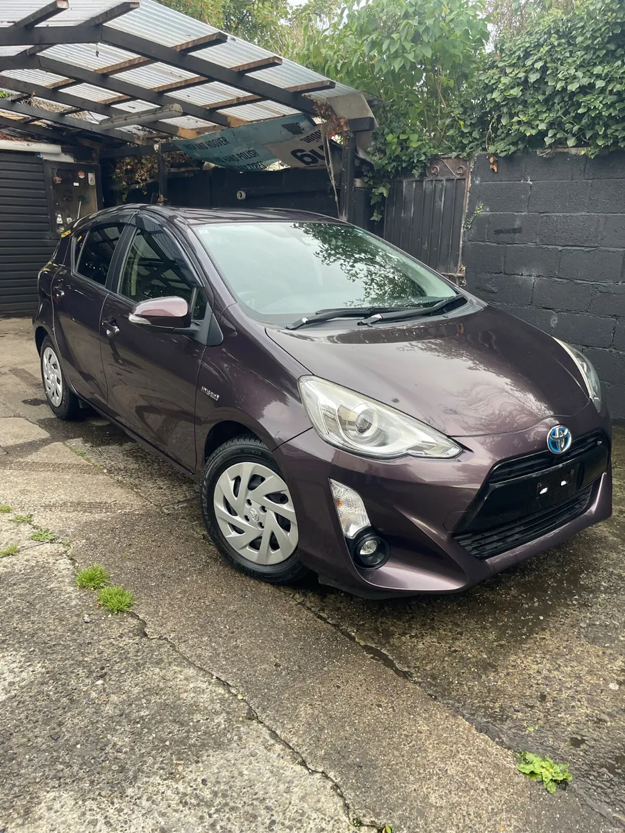 2015 Toyota Aqua purple hybrid automatic pushstart - Image 1
