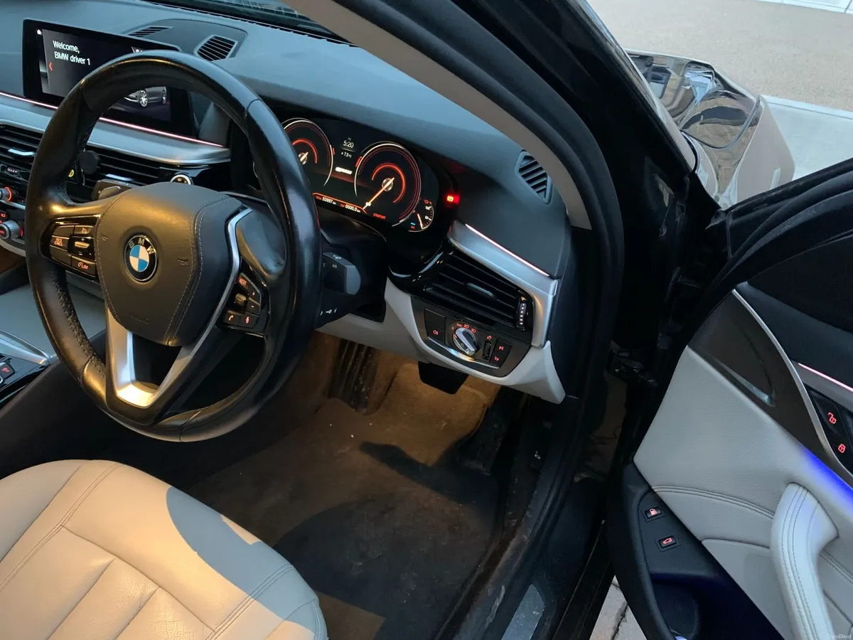 BMW 5-Series 2017 - Image 3