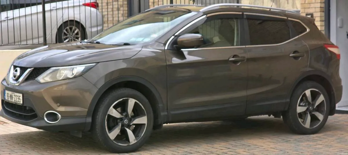 Nissan qashqai 1.5L  Diesel,  Brown - Image 1