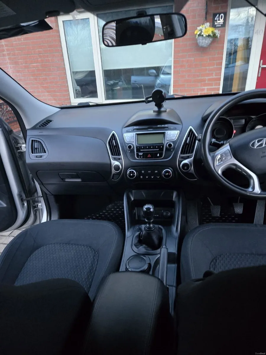 Hyundai ix35 2010 - Image 2