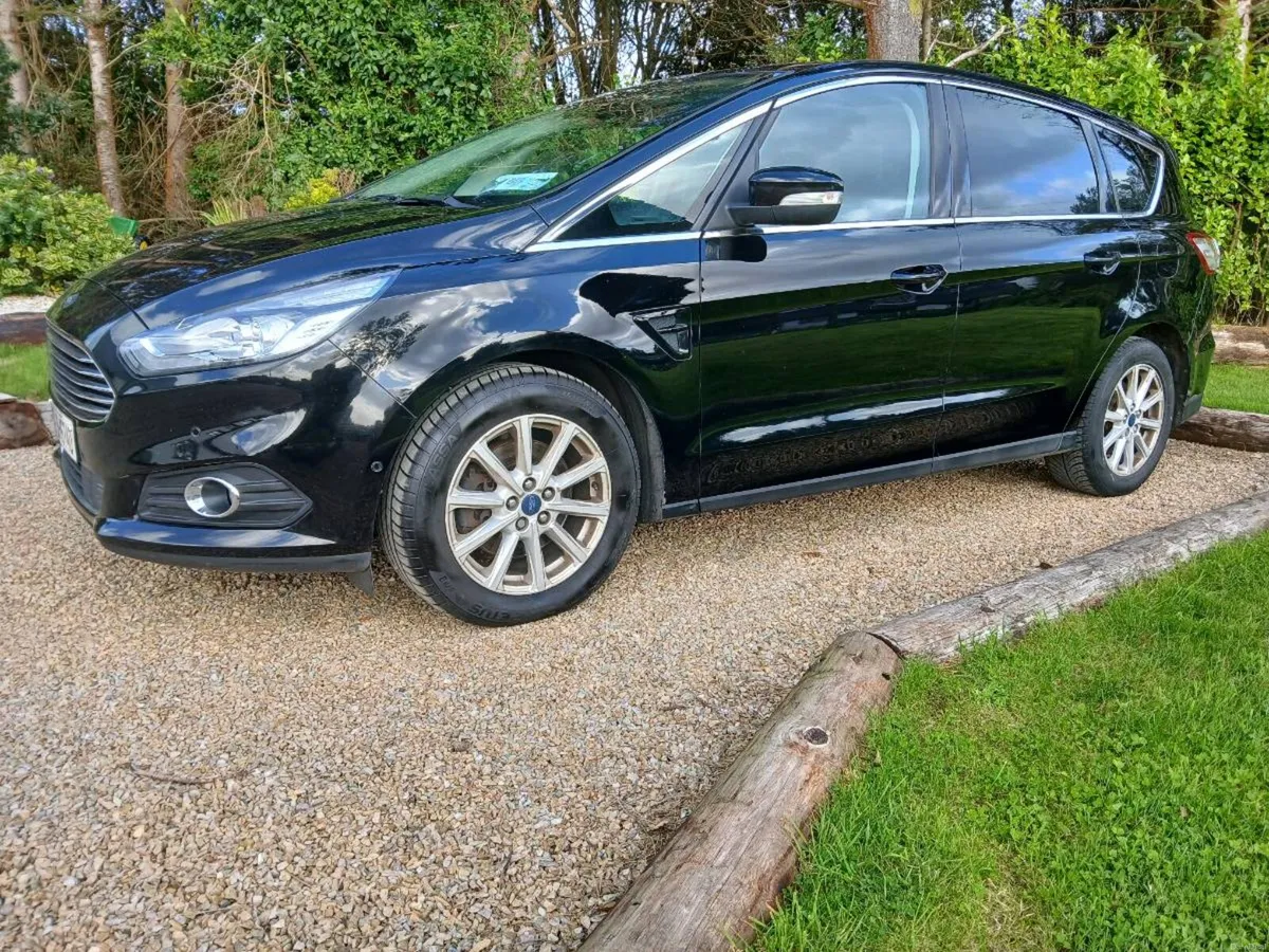 2017 Ford smax 2.0 - Image 2