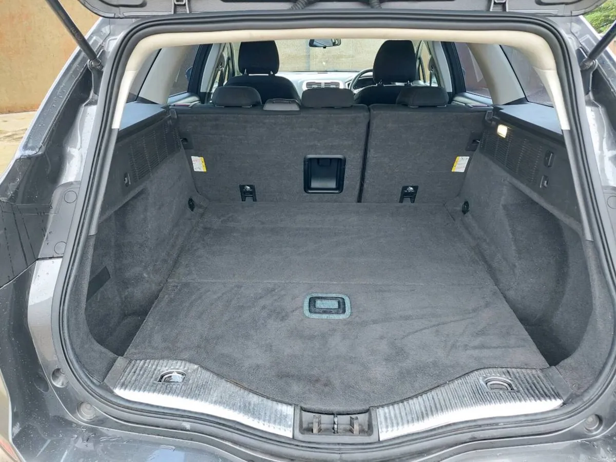 Ford mondeo - Image 5