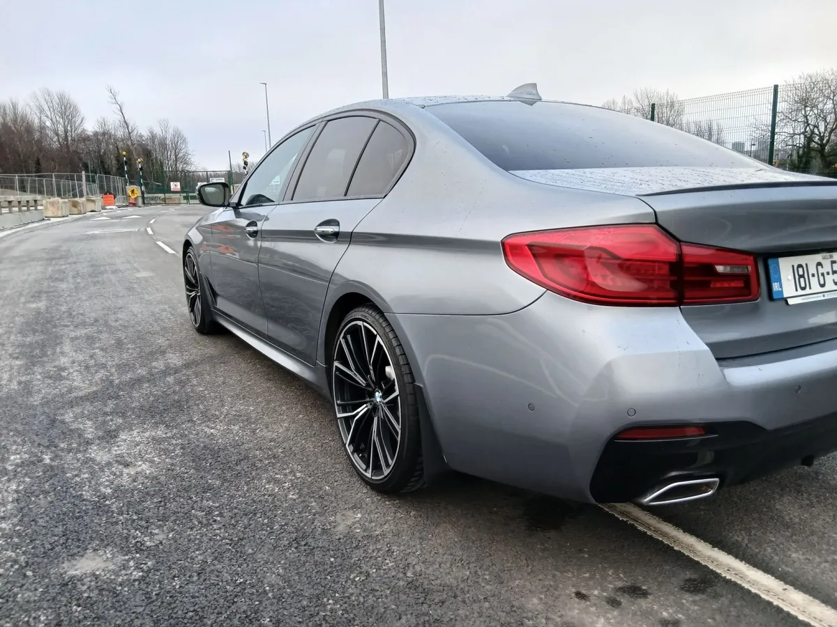 BMW 5-Series 2018 - Image 3
