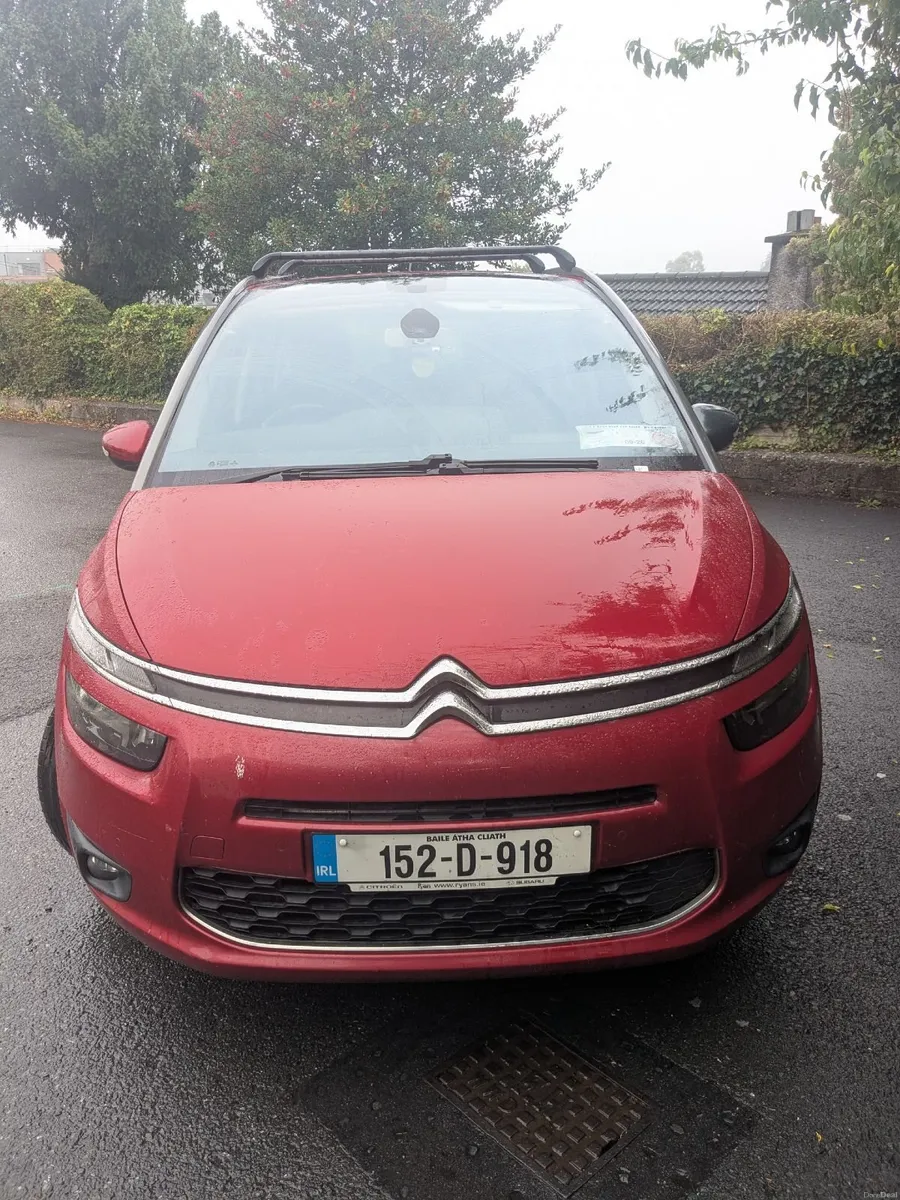 Citroen C4 2015 - 7 seater - Image 2