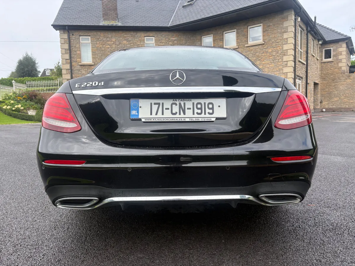 Mercedes-Benz E-Class 2017 AMG Line - Image 6