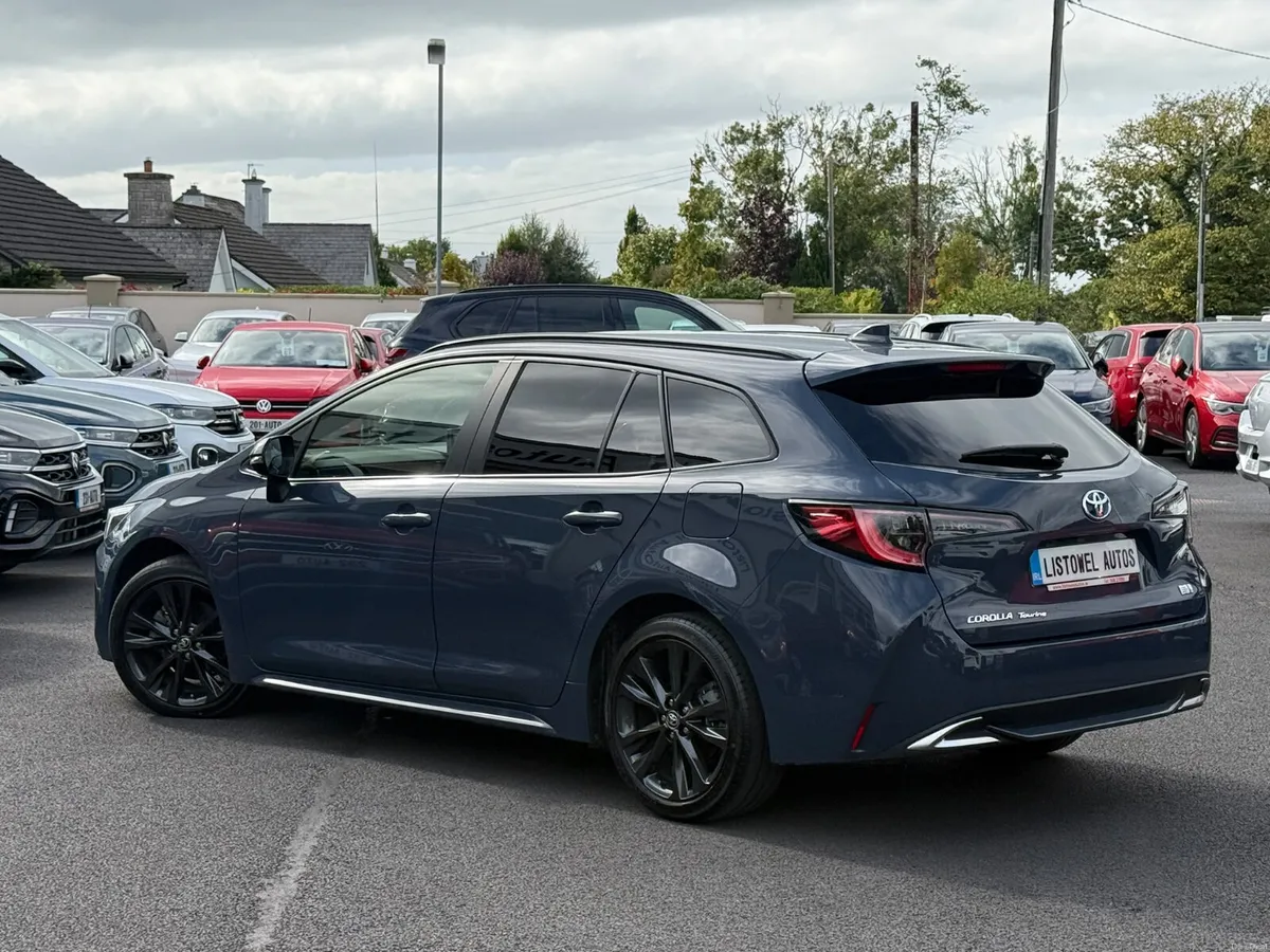 WBX*241 TOYOTA COROLLA CROSS ESTATE SELF/CHARGE - Image 3