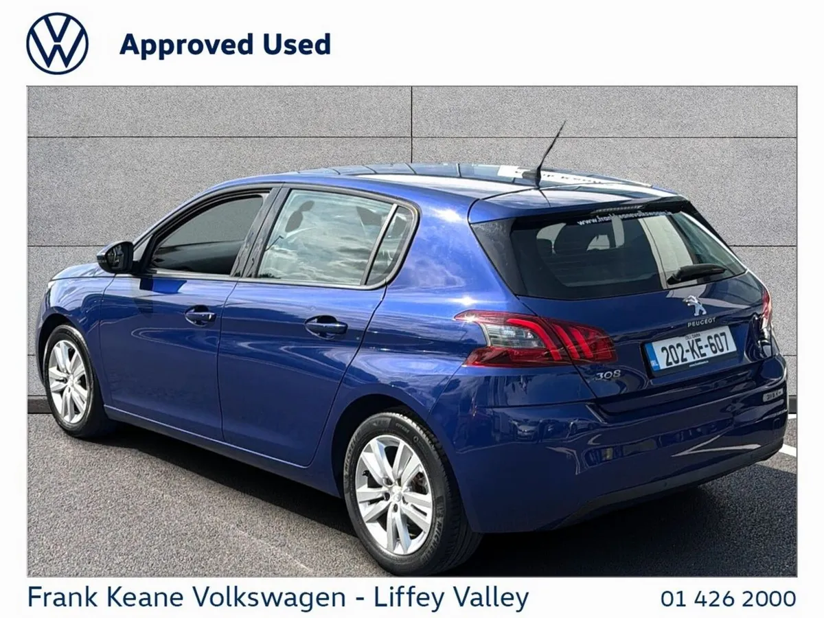 Peugeot 308 ACTIVE 1.2 PURETECH 110BHP *ONE OWNER - Image 3