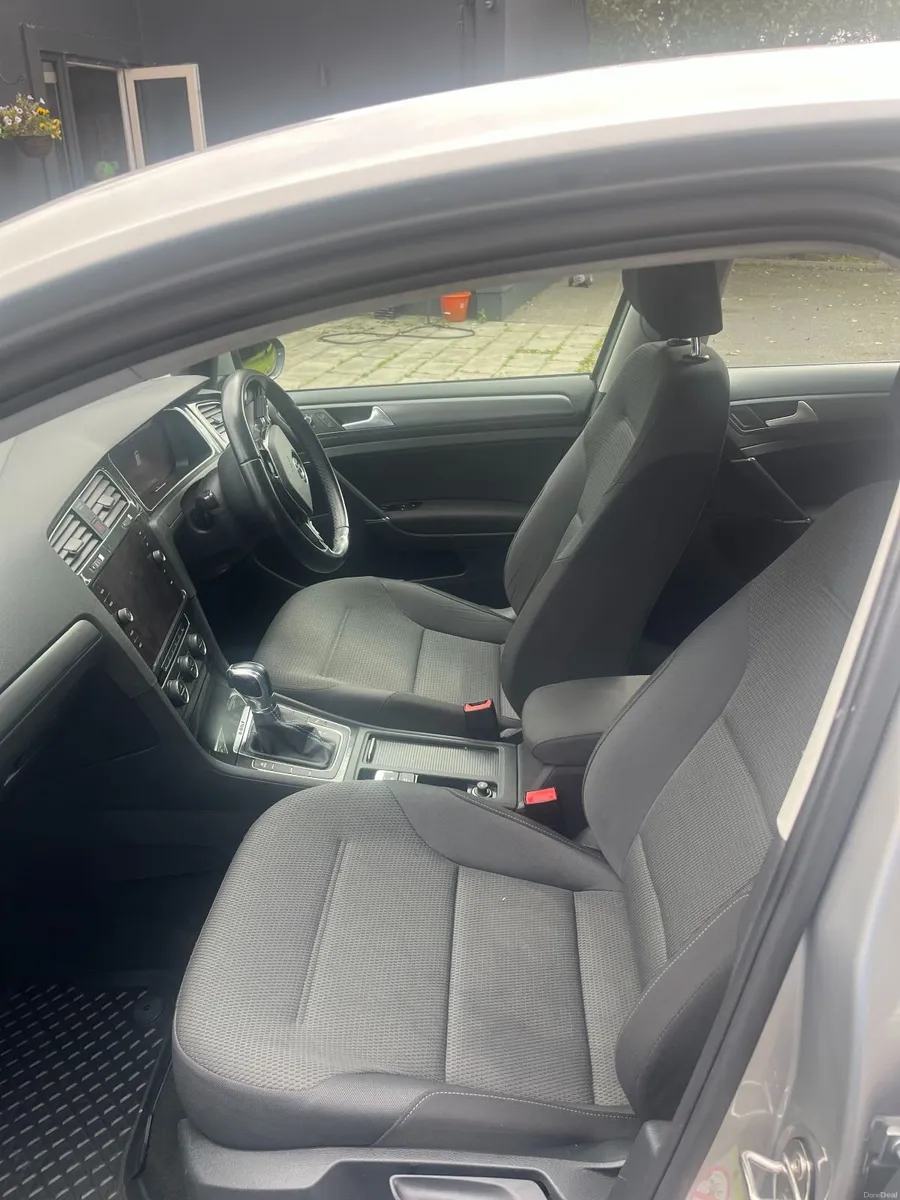 Volkswagen Golf 2020 Electric Model - Image 6