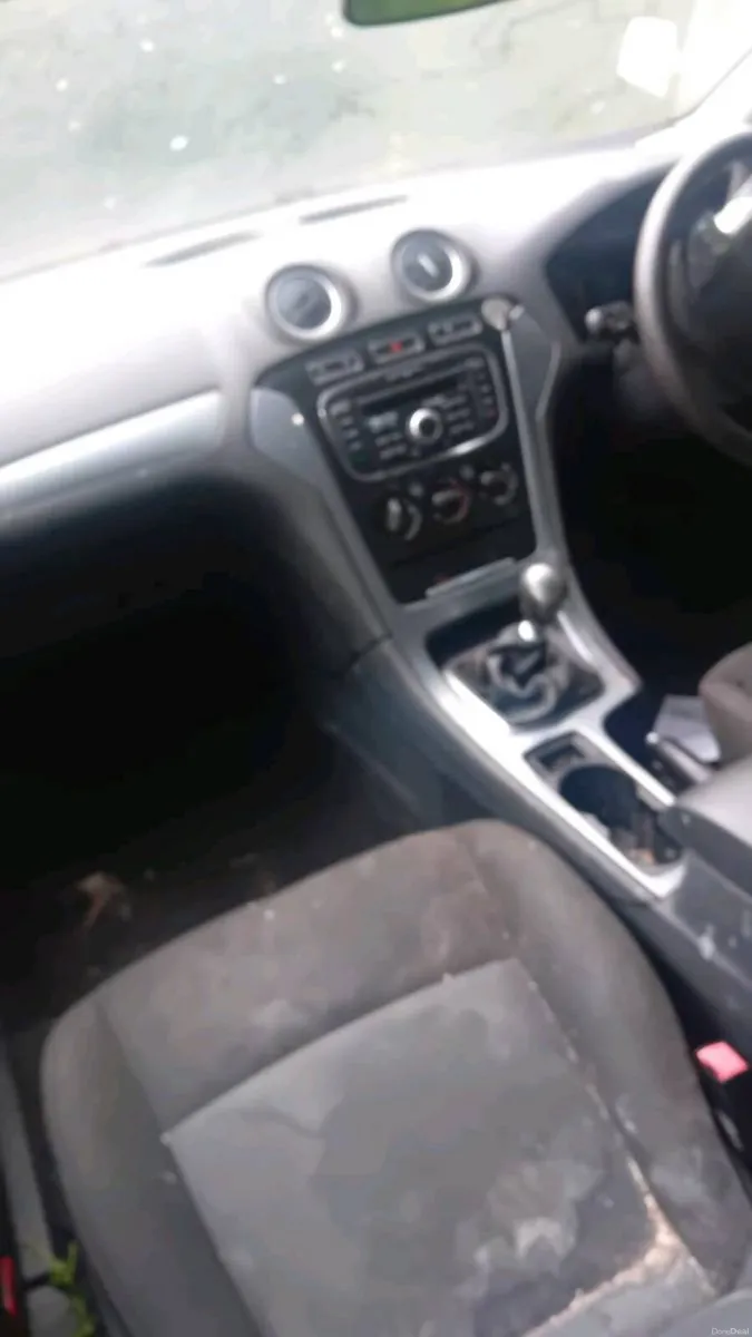 Car - Image 4