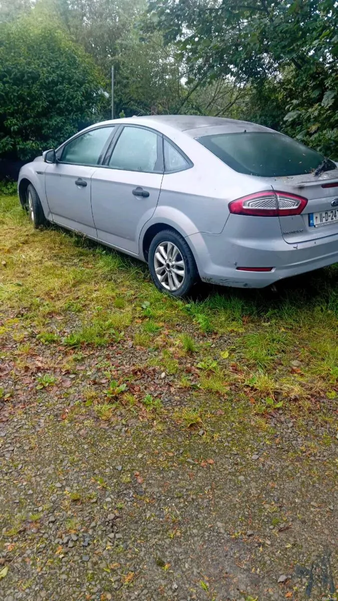 Car - Image 2