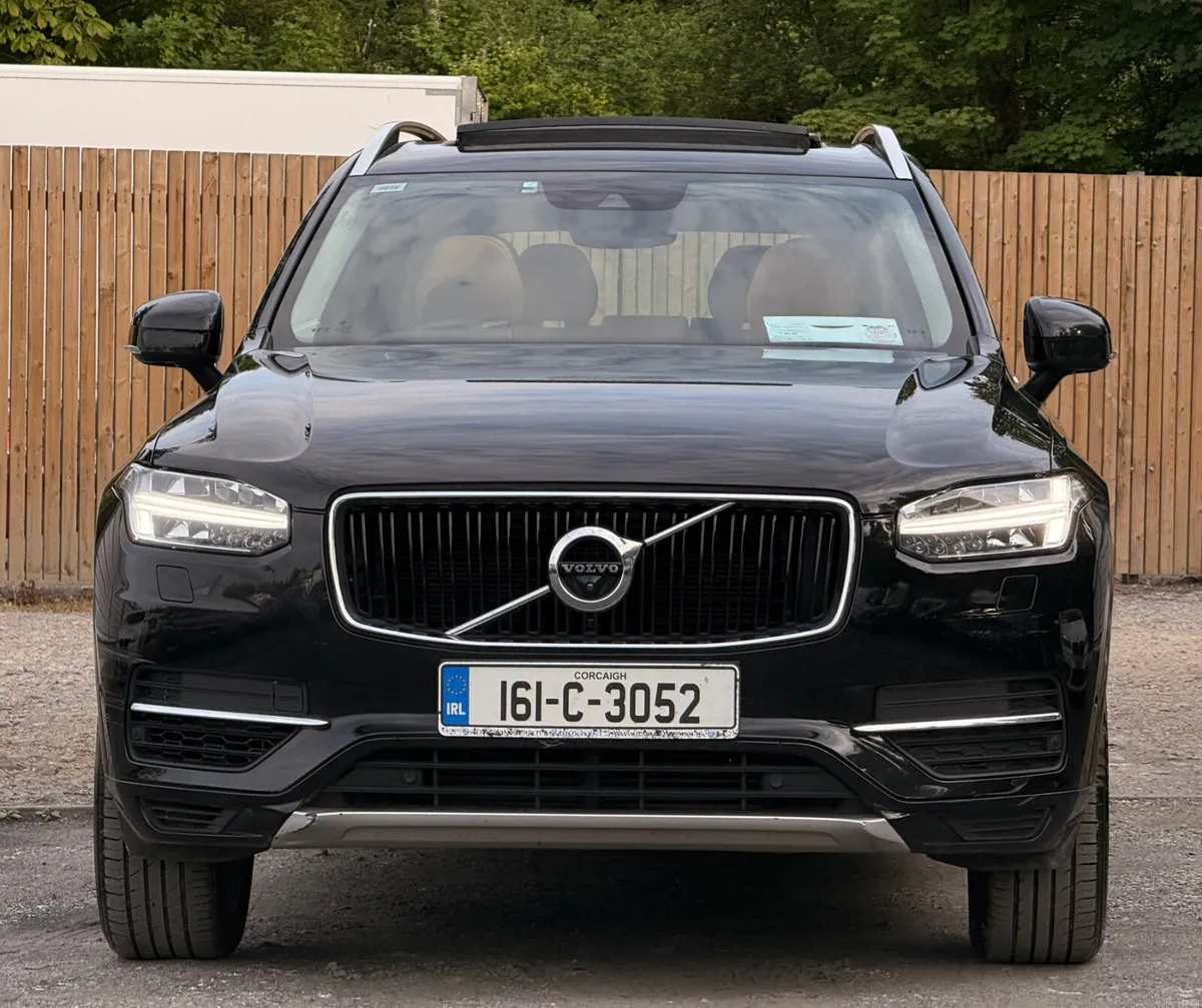 Volvo XC90 T8 2Lplug in Hybrid Momentum Geartronic - Image 6