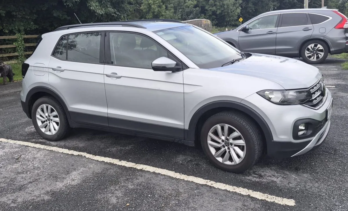 Volkswagen T-Cross 2022 - Image 2