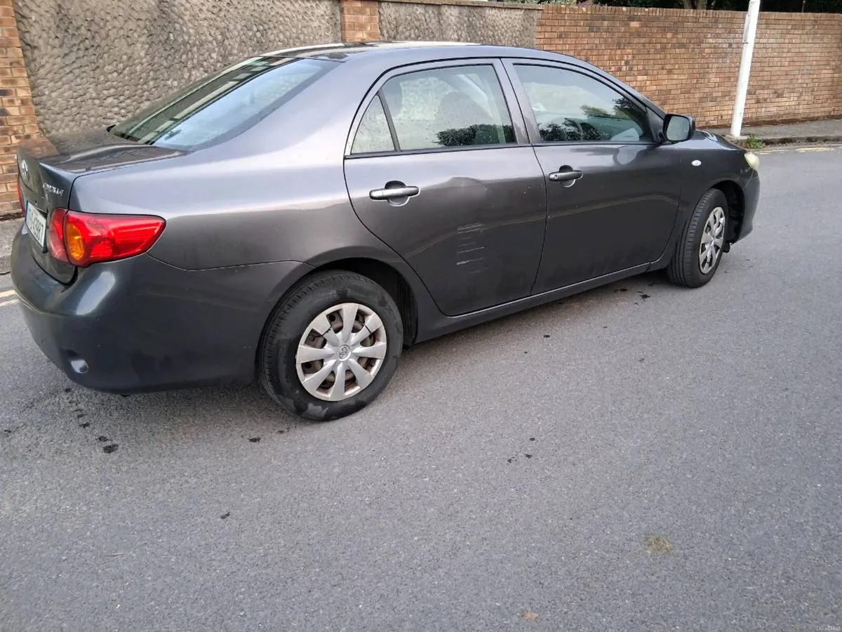 Toyota Corolla 2007. NCT 5/27. Tax 1/27 €1,450 - Image 4