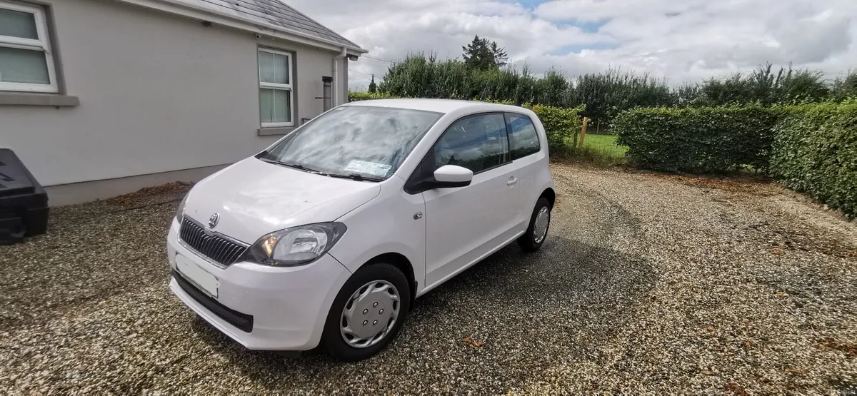 Skoda Citigo 2013 AUTOMATIC 1.0L - Image 1