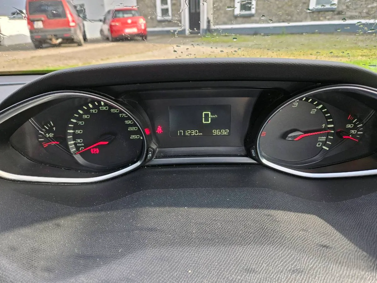 Peugeot 308 1.6hdi - Image 2