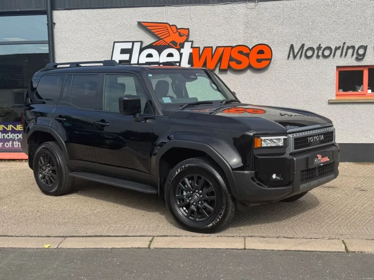 Toyota Land Cruiser 2.8 - Image 1