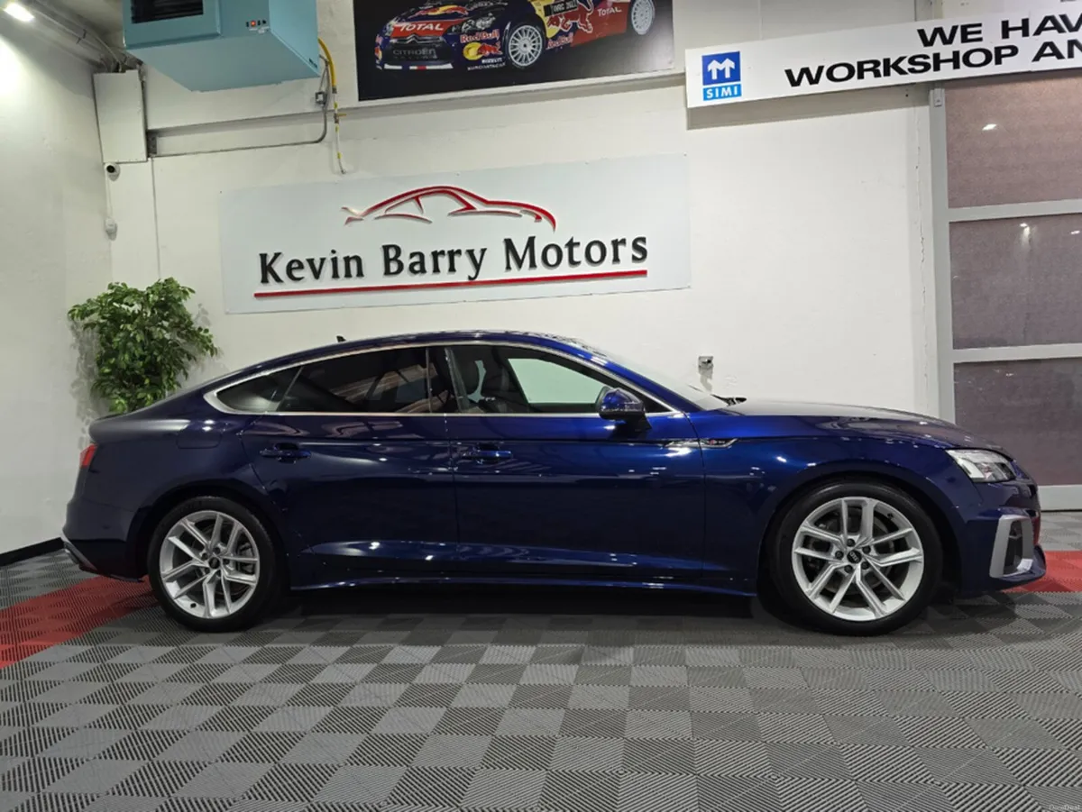 Audi A5 35TDi S LINE *HUGE SPEC* SPORTBACK 163BHP - Image 4