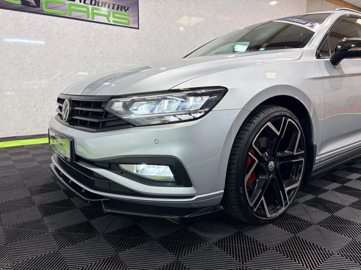 2022 Volkswagen Passat 2.0 Tdi Dsg/R LINE STYLING - Image 5