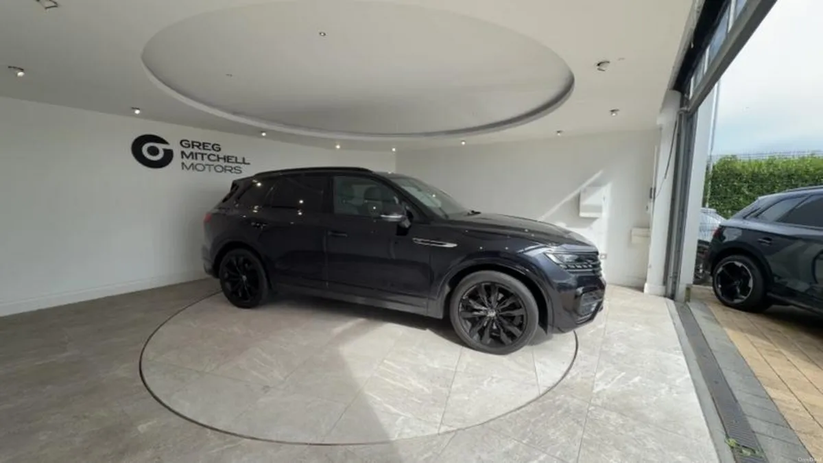 Volkswagen Touareg 3.0 V6 TDI 4Motion 286 Black Ed - Image 6