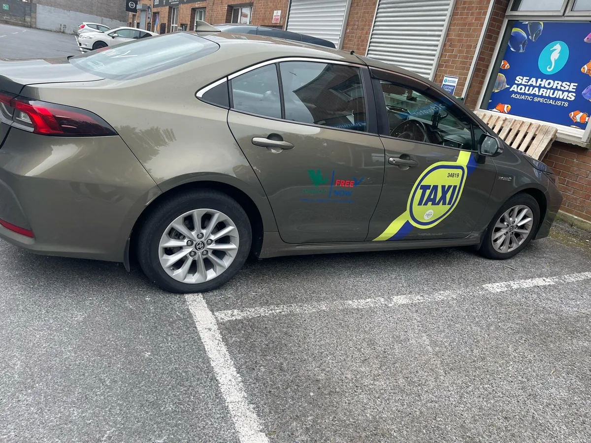 Taxi for sale - Image 3