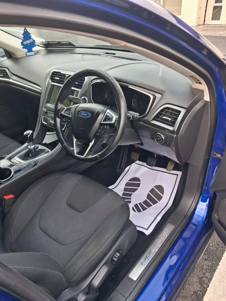 2015 Mondeo taxed & tested - Image 5