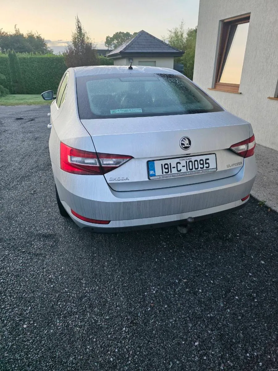 Skoda Superb - Image 3