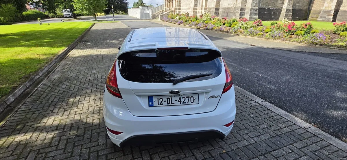 Ford Fiesta 1.6diesel - Image 4