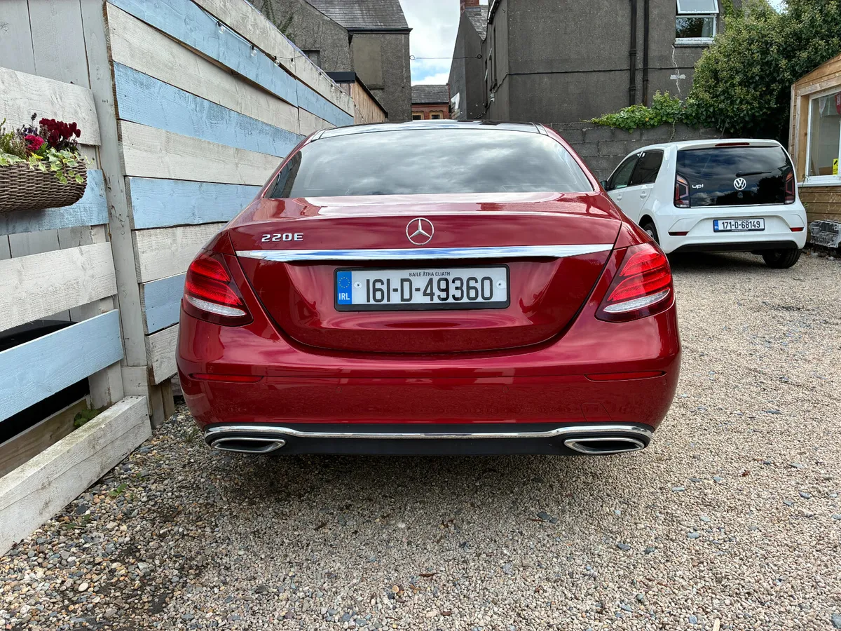 Mercedes Benz E220 CDi SE Premium *Sunroof* - Image 5