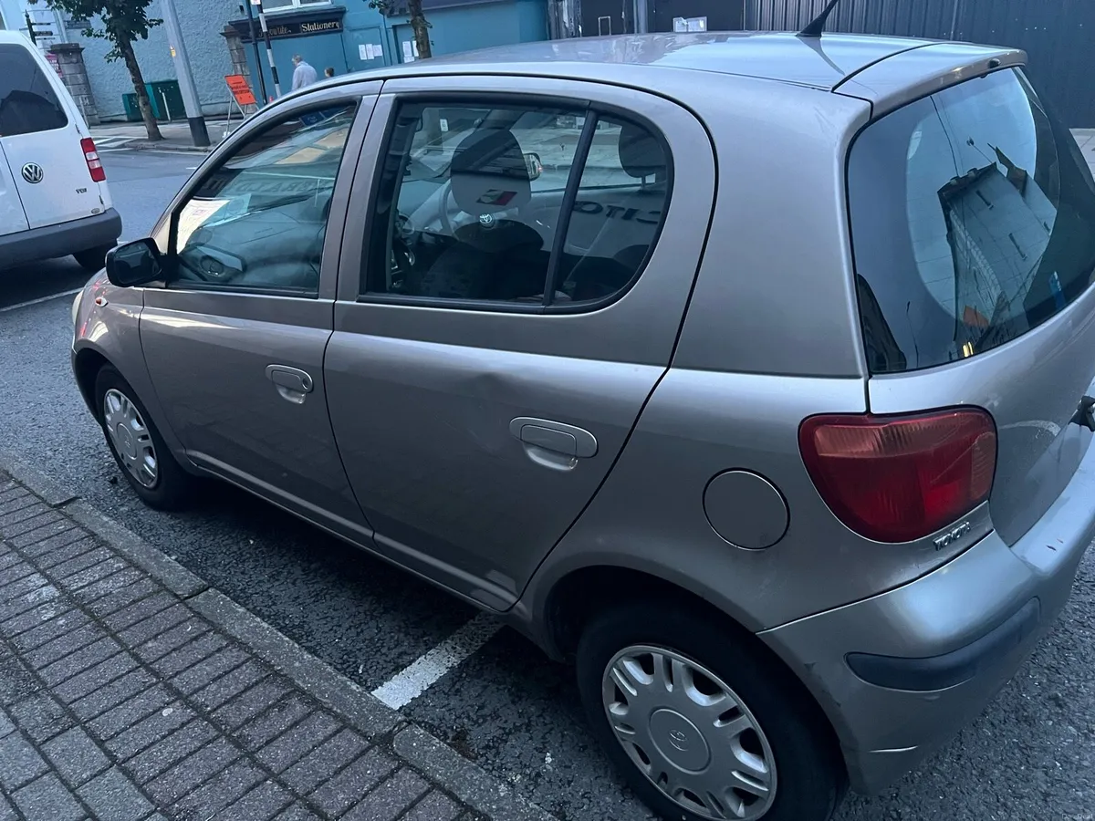 2004 Toyota Yaris Quick Sale - Image 4