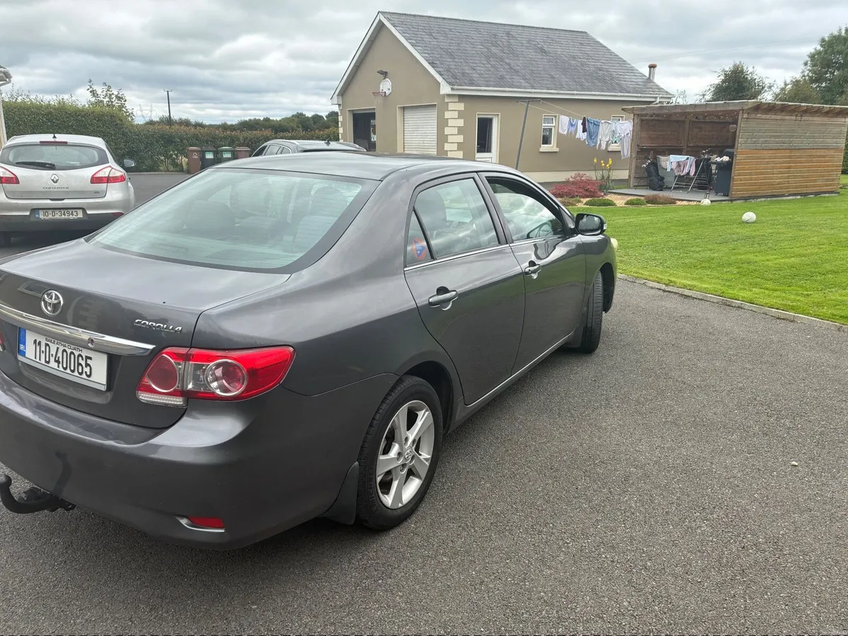 Toyota Corolla 2011 - Image 6