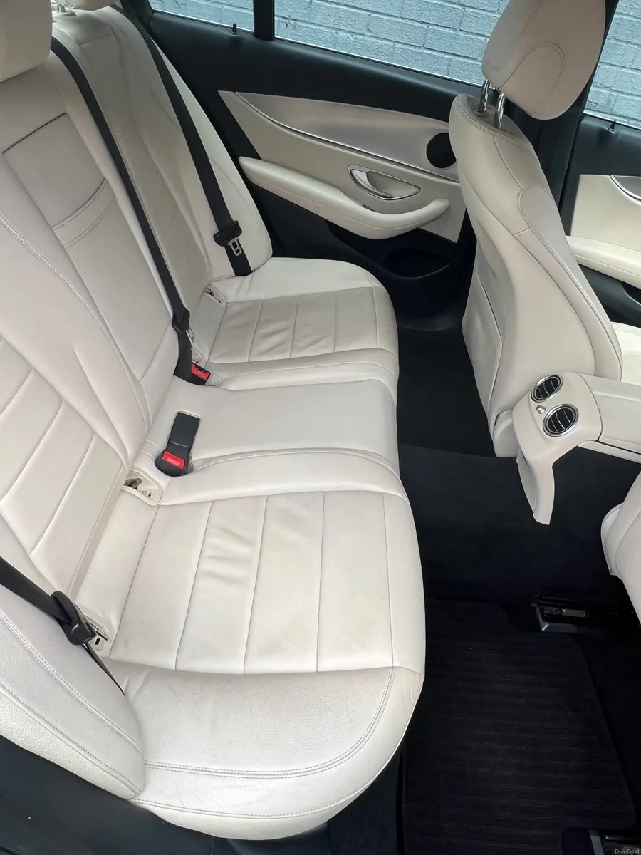 Mercedes-Benz E-Class 2018 - Image 3