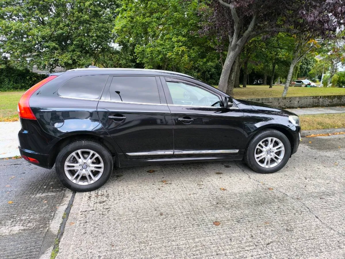 Volvo XC60 - Image 4