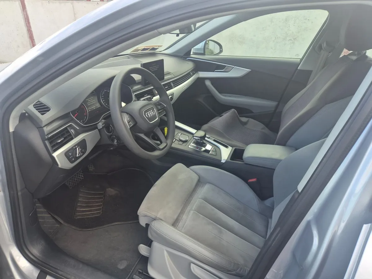 Audi A4 QUATTRO  SPORT 190BHP DSG 2016 - Image 4