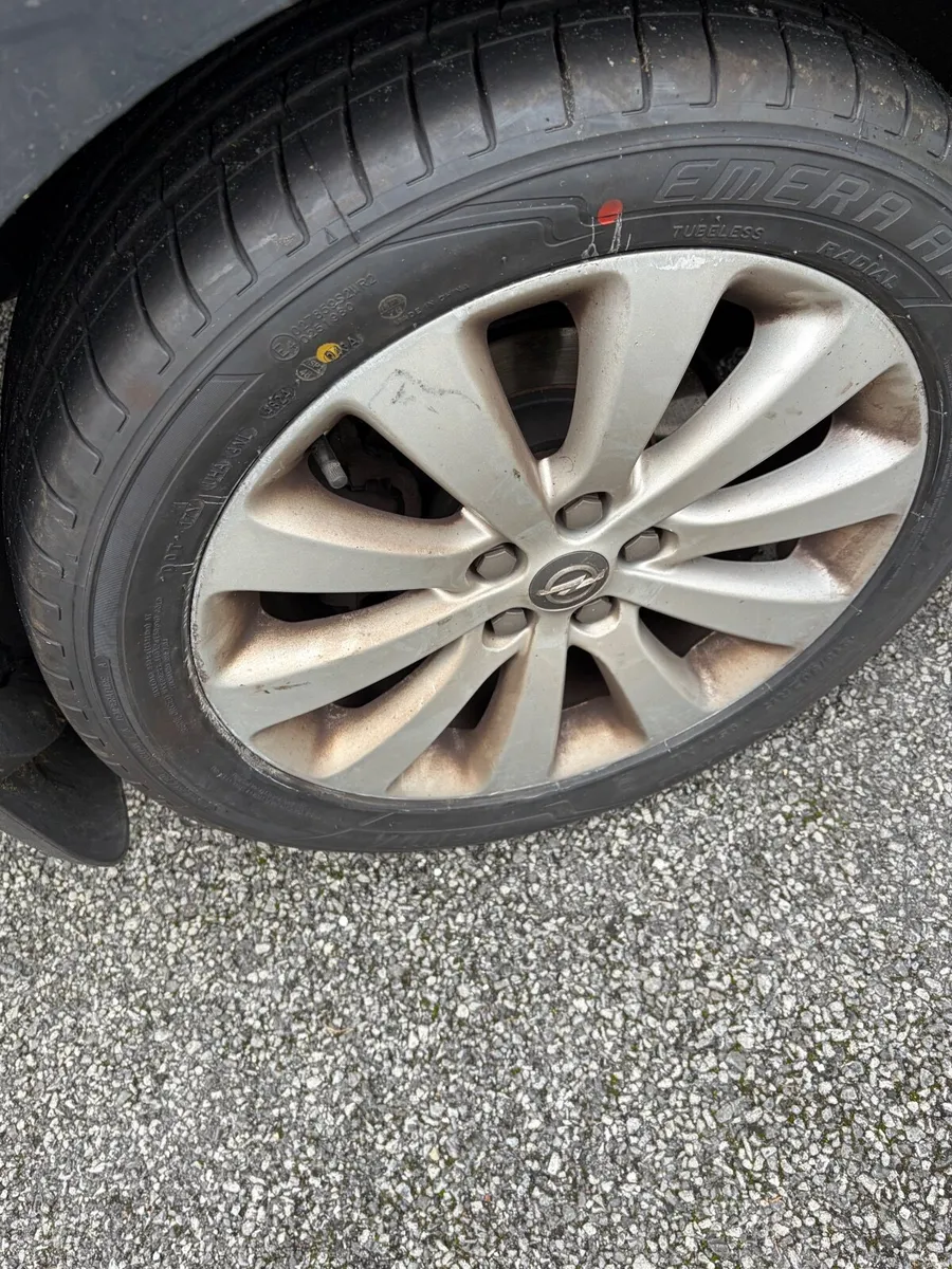 Opel Astra 2014 - Image 4