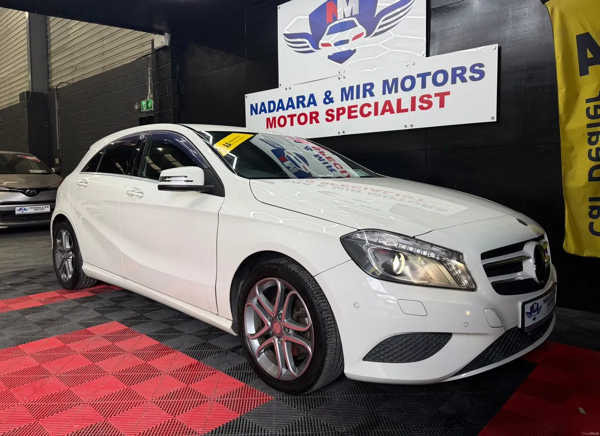 2015 Mercedes-Benz Auto A180 SPORT 31 K KM WARRANT - Image 6
