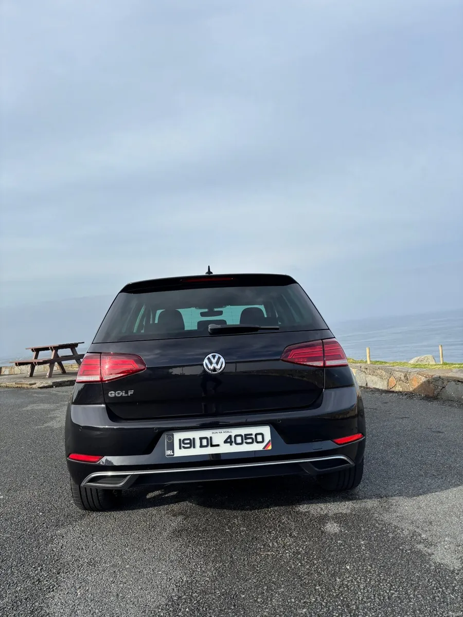 Volkswagen Golf 2019 - Image 2