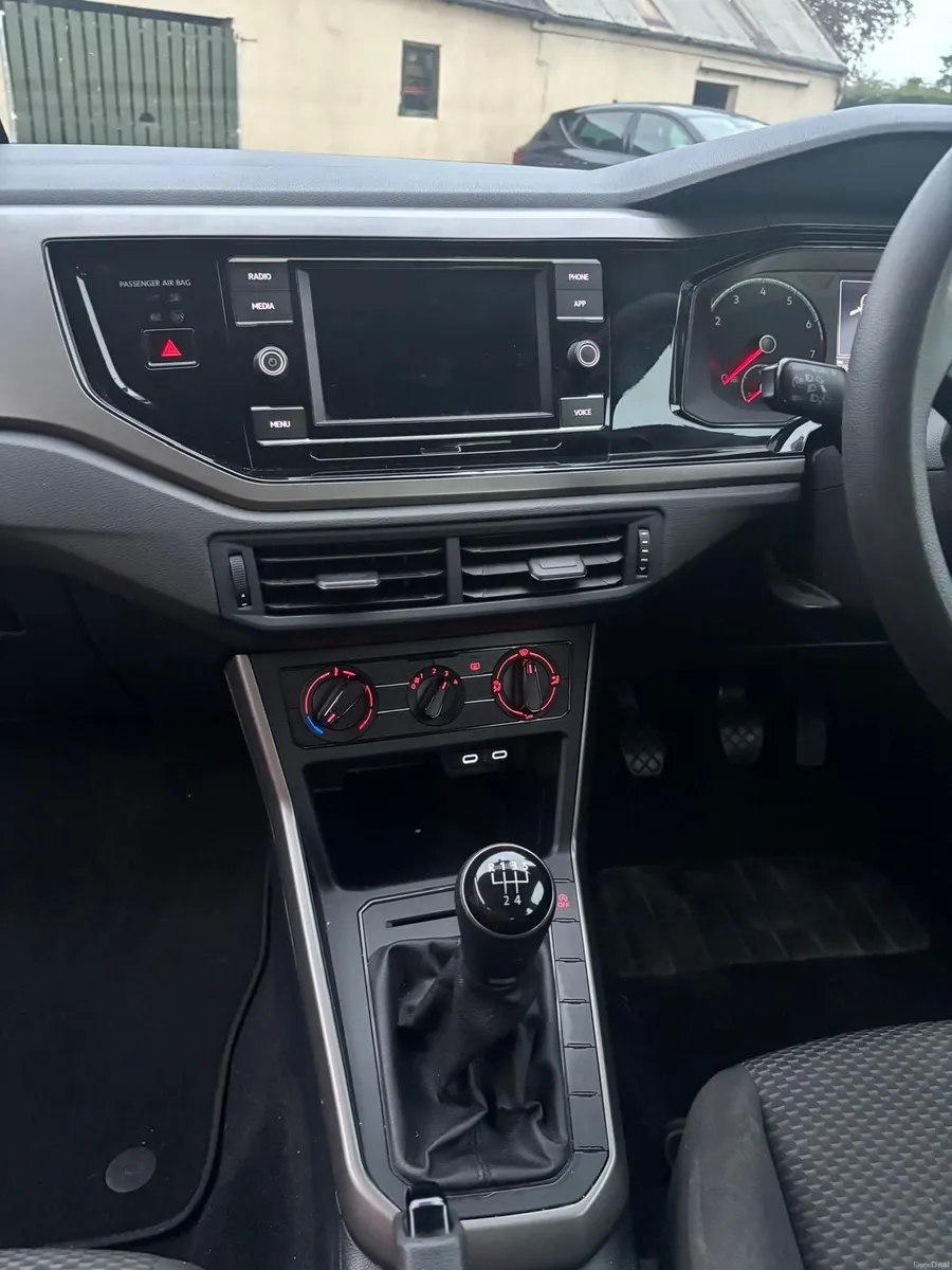 Volkswagen Polo 2020 - Image 4