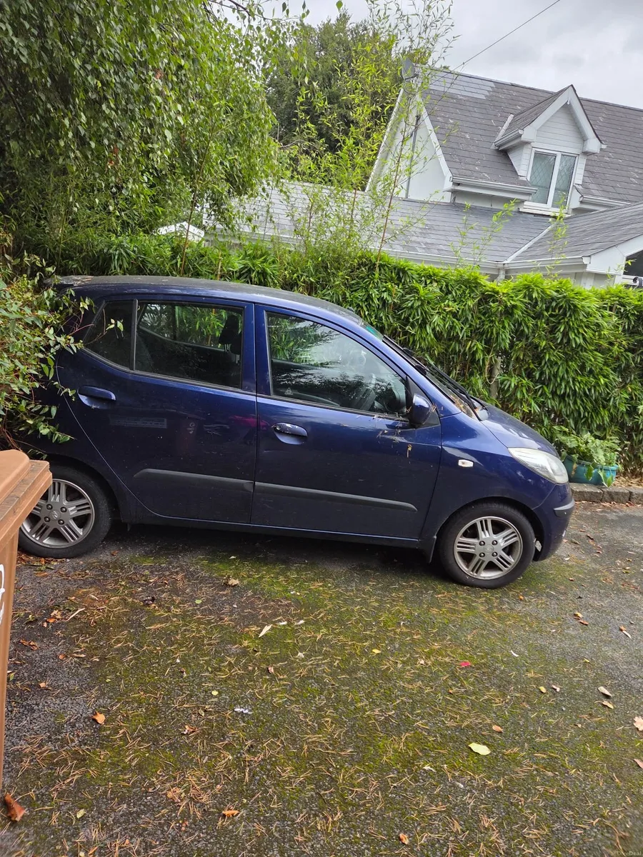 Hyundai i10 2010 - Image 2