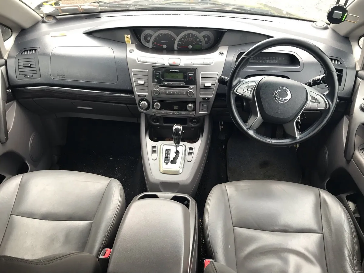 2016 Ssangyong Turismo - Image 5