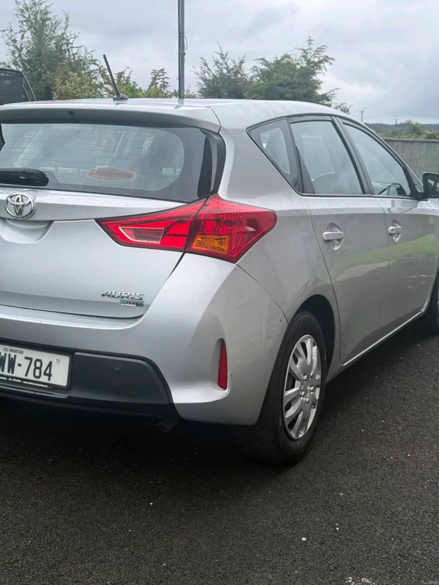 Toyota Auris - Image 4