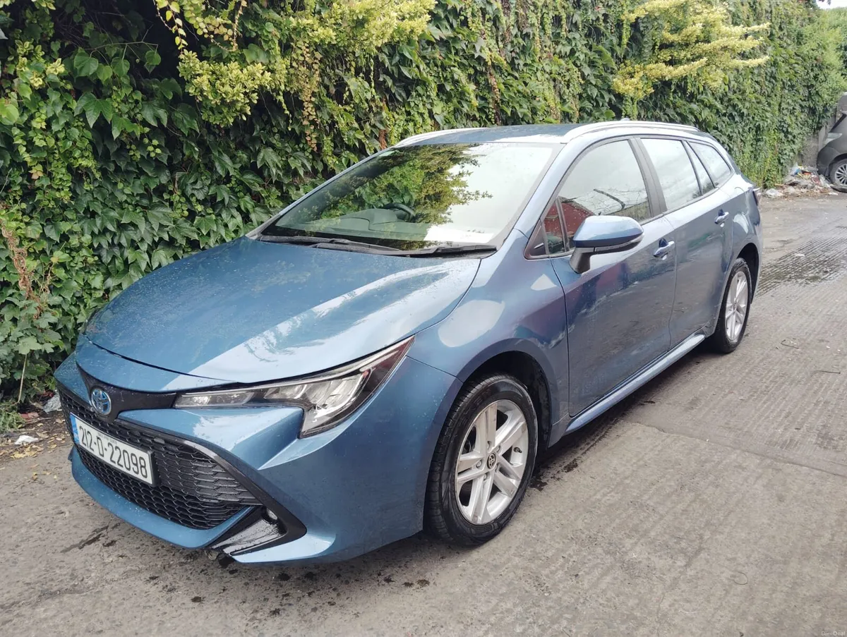 2021 Toyota corolla Hybrid Auto low mileage 60k - Image 3