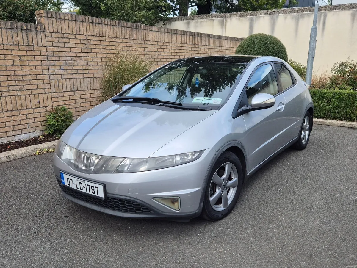 Honda Civic '07 1.8 i-VTEC Automatic NCT to Nov 27 - Image 1