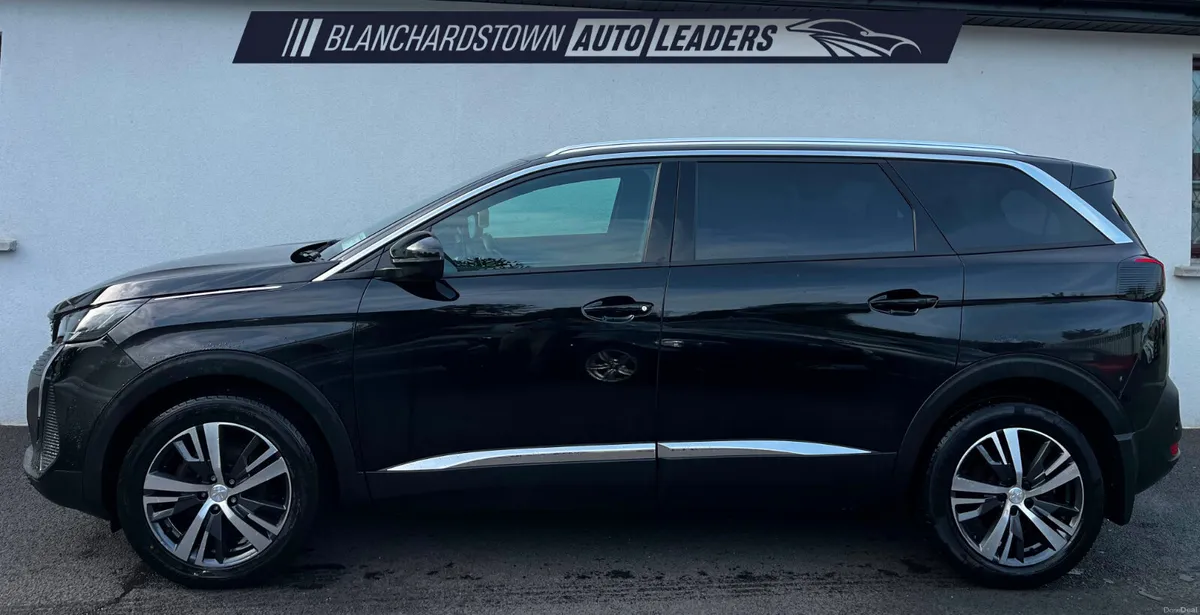 PEUGEOT 5008 1.5 BLUEHDI FL ALLURE 130 AUTO 7 SEAT - Image 2