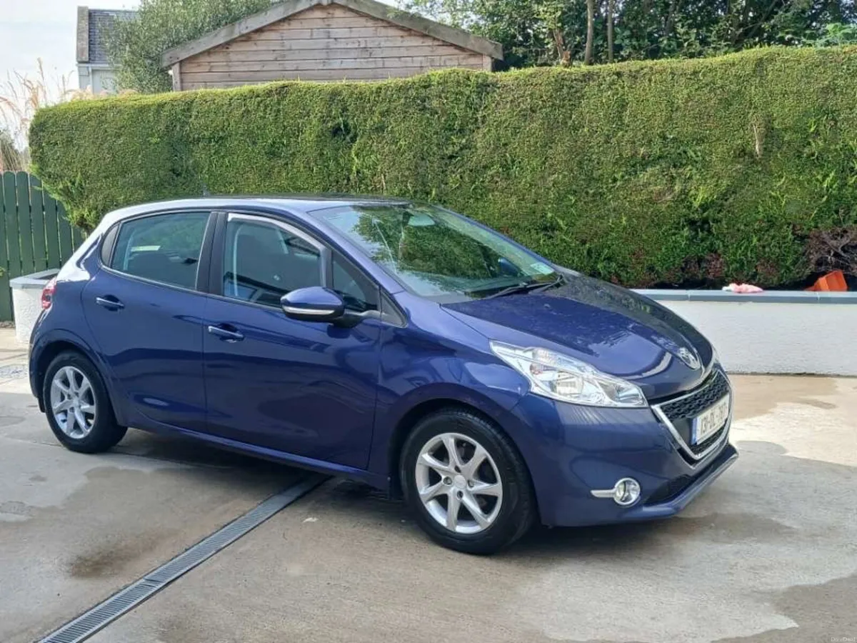 Peugeot 208 2013 - Image 1