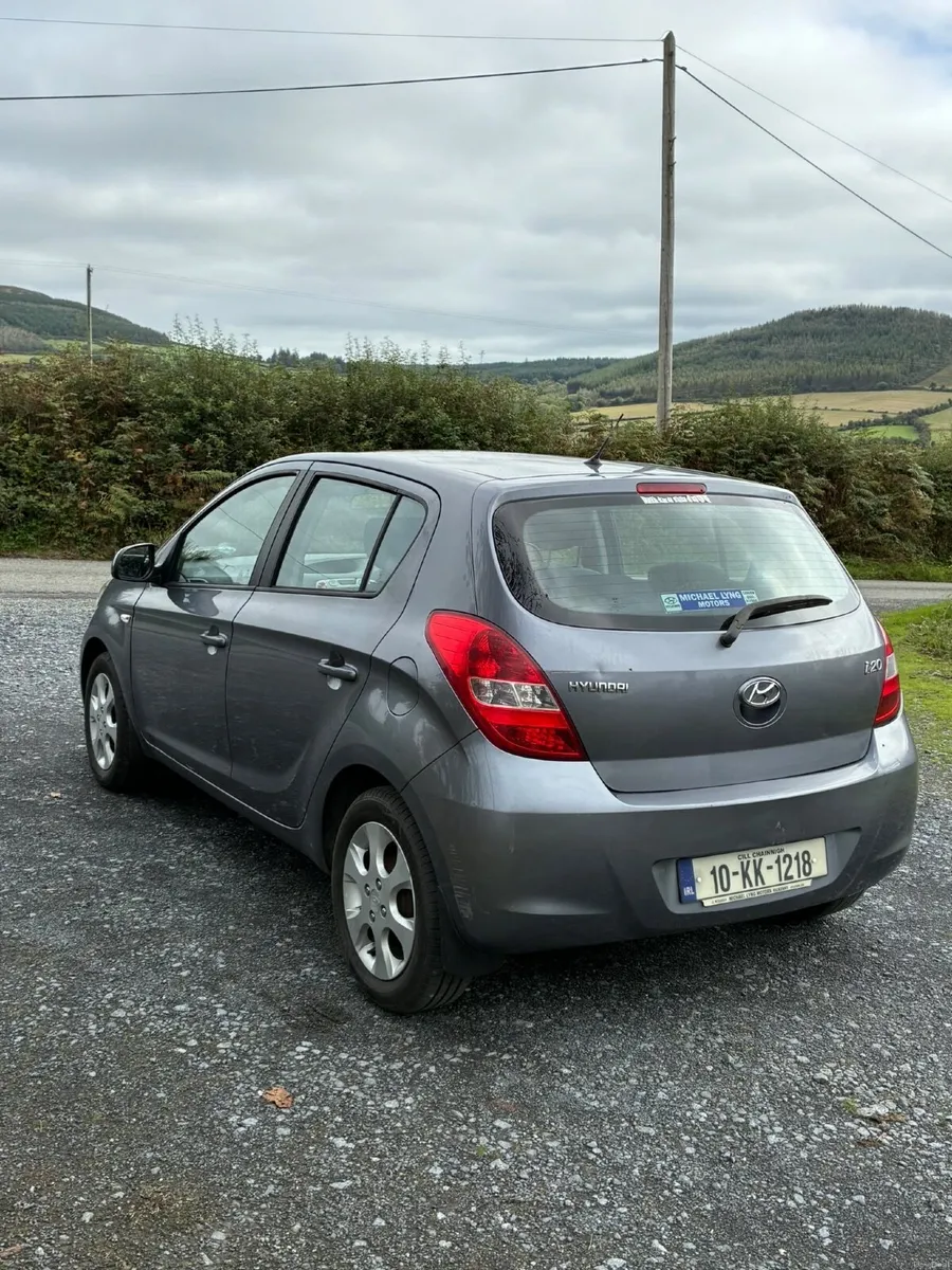 Hyundai i20 2010 - Image 5