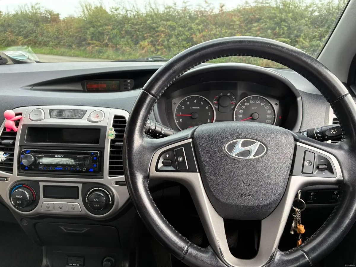 Hyundai i20 2010 - Image 6