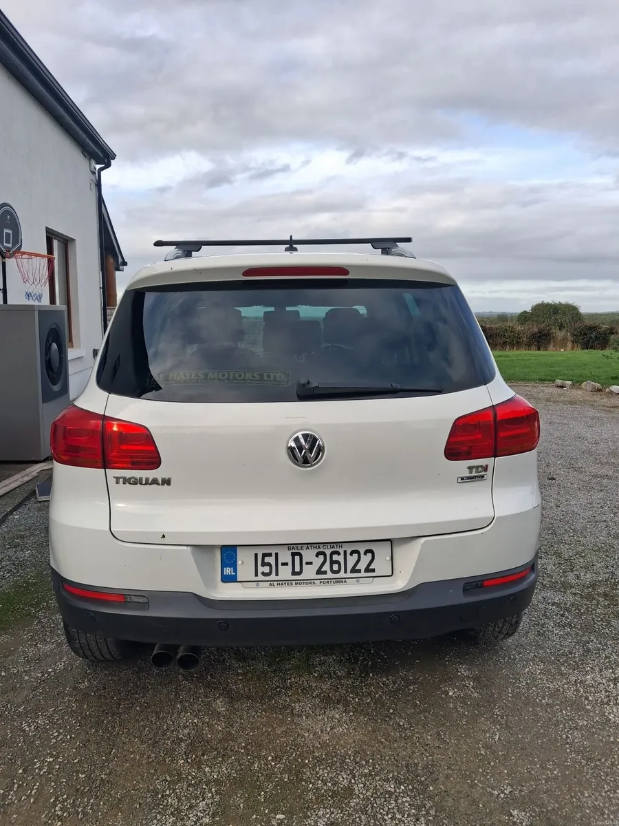 Volkswagen Tiguan 2015 - Image 4